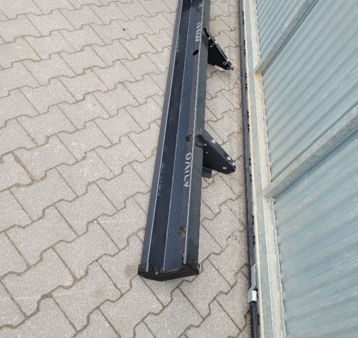 BELKA ZDERZAKA IVECO DAILY NM. 5802852184 - Para-choque de Veículo comercial: foto 2 BELKA ZDERZAKA IVECO DAILY NM. 5802852184 - Para-choque de Veículo comercial: foto 2