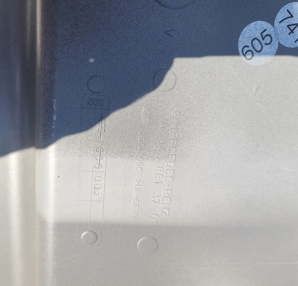 BŁOTNIK LH MERCEDES ACTROS MP3 NOWY ORYGINAŁ A9438813701 CHWALIM116 - Para-lama de Caminhão: foto 3 BŁOTNIK LH MERCEDES ACTROS MP3 NOWY ORYGINAŁ A9438813701 CHWALIM116 - Para-lama de Caminhão: foto 3