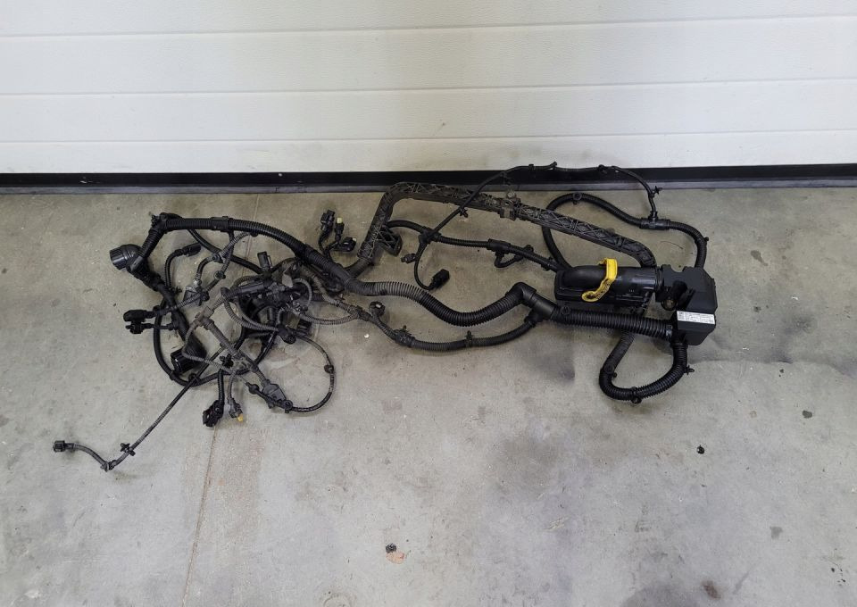 INSTALACJA MERCEDES ACTROS MP4 A4711505933 - Cables/ Wire harness de Caminhão: foto 1 INSTALACJA MERCEDES ACTROS MP4 A4711505933 - Cables/ Wire harness de Caminhão: foto 1