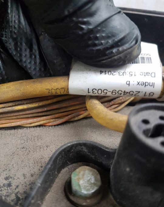 INSTALACJA SILNIKA MAN TGX TGS E6. 81.25459-5031 - Cables/ Wire harness de Caminhão: foto 4 INSTALACJA SILNIKA MAN TGX TGS E6. 81.25459-5031 - Cables/ Wire harness de Caminhão: foto 4