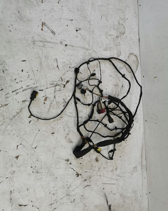 Instalacja ZDERZAK ACTROS MP4 LED HALOGEN - Cables/ Wire harness de Caminhão: foto 1 Instalacja ZDERZAK ACTROS MP4 LED HALOGEN - Cables/ Wire harness de Caminhão: foto 1