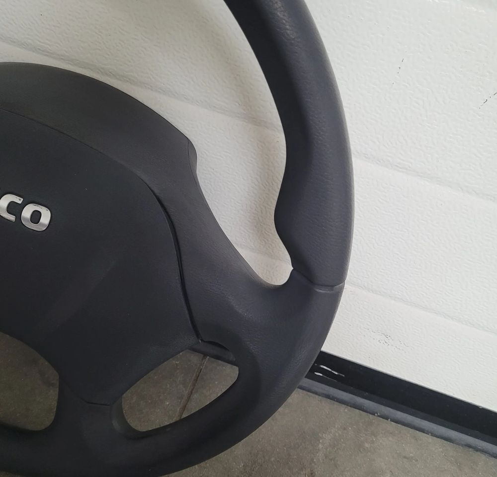 KIEROWNICA IVECO EUROCARGO E6 CHWALIM116 - Volante de direção de Caminhão: foto 2 KIEROWNICA IVECO EUROCARGO E6 CHWALIM116 - Volante de direção de Caminhão: foto 2