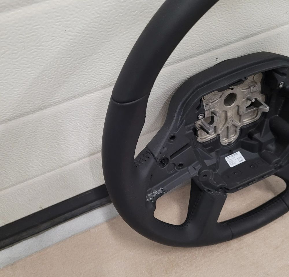 KIEROWNICA MAN TG3 TGX NM TGL ORYGINAŁ SKÓRA - Volante de direção de Caminhão: foto 3 KIEROWNICA MAN TG3 TGX NM TGL ORYGINAŁ SKÓRA - Volante de direção de Caminhão: foto 3
