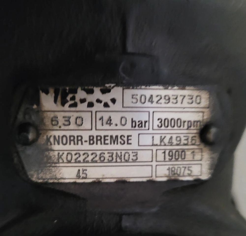 KOMPRESOR IVECO ORYGINAŁ 504293730 CHWALIM116 - Compressor, sistema de ar comprimido de Caminhão: foto 3 KOMPRESOR IVECO ORYGINAŁ 504293730 CHWALIM116 - Compressor, sistema de ar comprimido de Caminhão: foto 3
