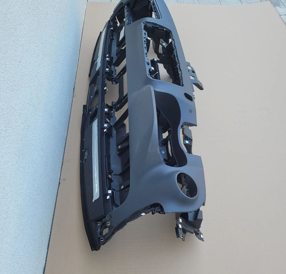 KONSOLA MERCEDES SPRINTER W910 W907 - Painel de instrumentos de Veículo comercial: foto 3 KONSOLA MERCEDES SPRINTER W910 W907 - Painel de instrumentos de Veículo comercial: foto 3