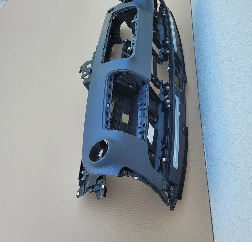 KONSOLA MERCEDES SPRINTER W910 W907 - Painel de instrumentos de Veículo comercial: foto 2 KONSOLA MERCEDES SPRINTER W910 W907 - Painel de instrumentos de Veículo comercial: foto 2