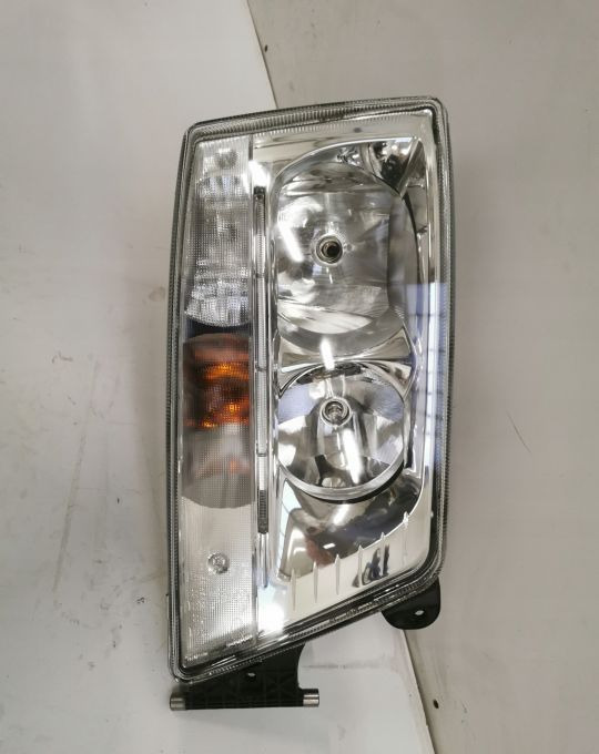 LAMPA MAN TGX TGS E6. LIFT LED RH. 81.25101-668 - Farol dianteira de Caminhão: foto 1 LAMPA MAN TGX TGS E6. LIFT LED RH. 81.25101-668 - Farol dianteira de Caminhão: foto 1