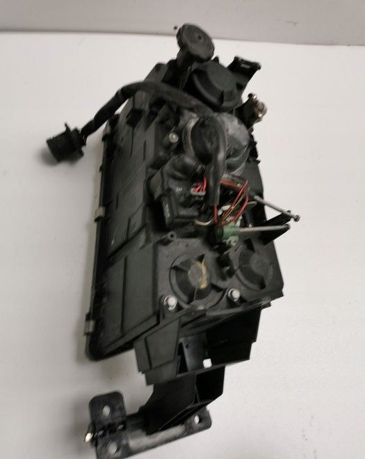 LAMPA VOLVO FH12 fh13 ORYGINAŁ PRAWA. - Farol dianteira de Caminhão: foto 3 LAMPA VOLVO FH12 fh13 ORYGINAŁ PRAWA. - Farol dianteira de Caminhão: foto 3