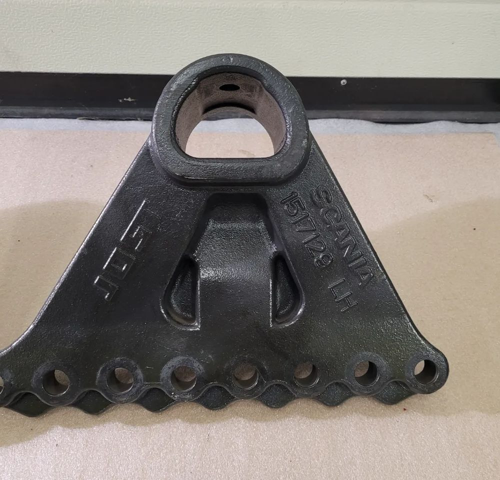 ŁAPY MOCOWANIE SIODŁA JOST SCANIA 1517128 1517129 - Quinta-roda de Caminhão: foto 2 ŁAPY MOCOWANIE SIODŁA JOST SCANIA 1517128 1517129 - Quinta-roda de Caminhão: foto 2