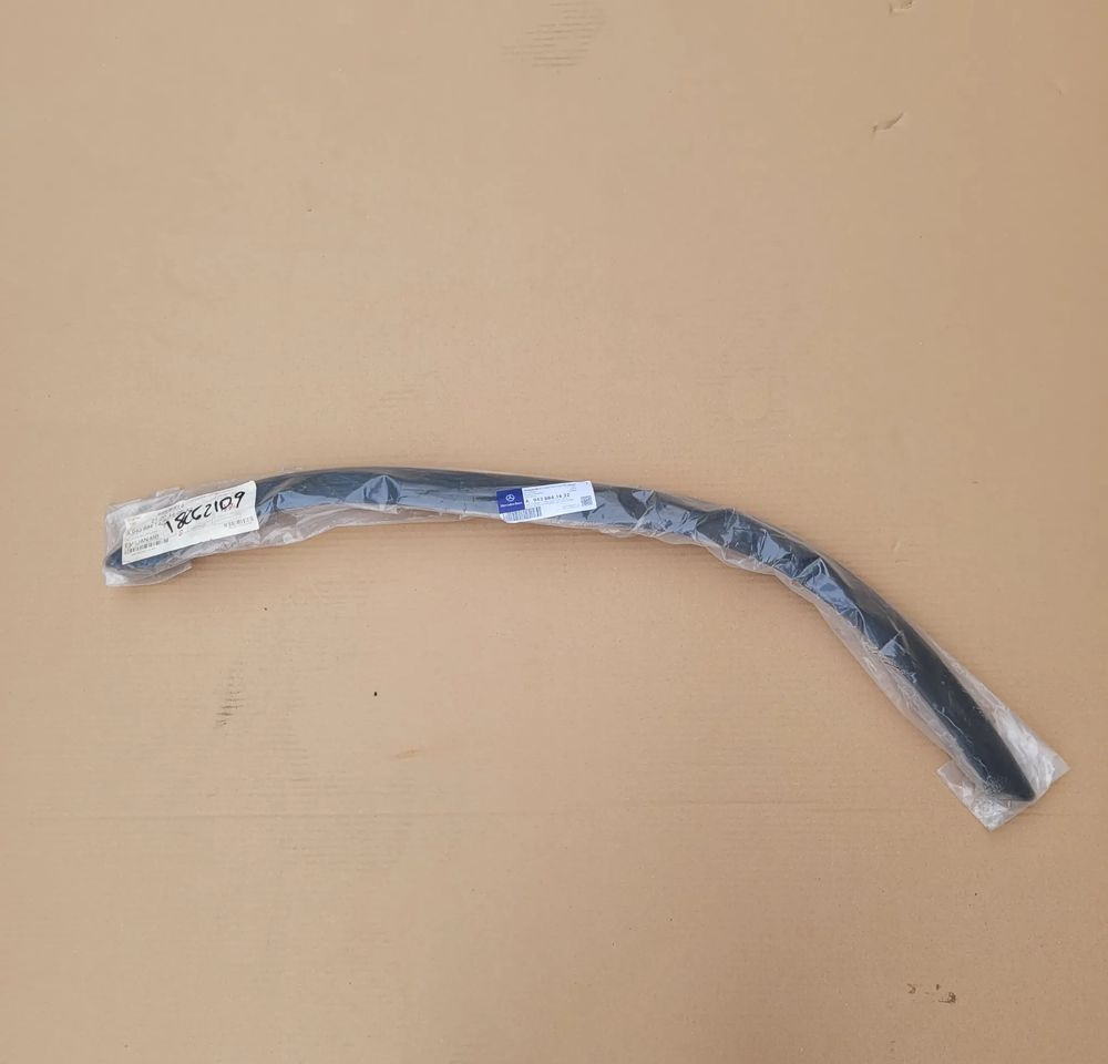 LISTWA BOCZNA MERCRDES ACTROS NOWY ORYGINAŁ A9438841422 CHWALIM116 - Carroceria e exterior de Caminhão: foto 1 LISTWA BOCZNA MERCRDES ACTROS NOWY ORYGINAŁ A9438841422 CHWALIM116 - Carroceria e exterior de Caminhão: foto 1