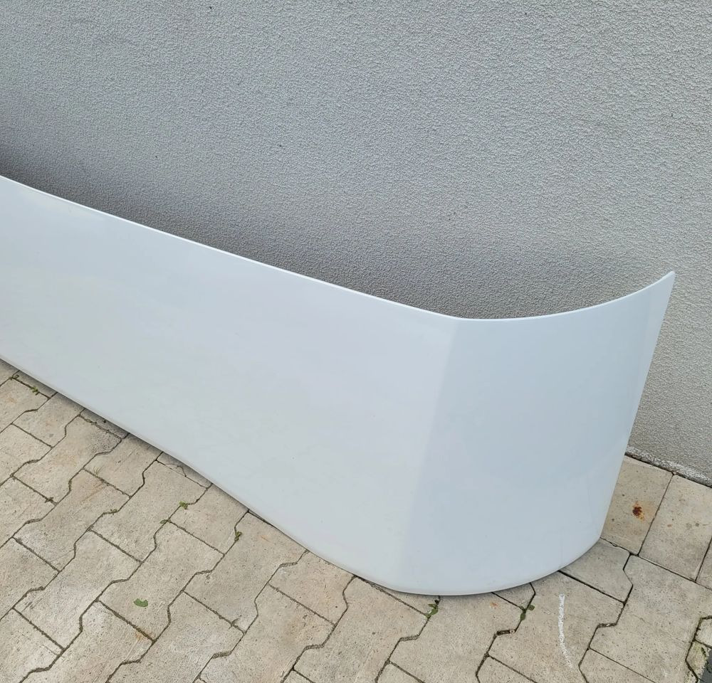 MASKA ATRAPA RENAULT RANGE T GAMA ORYGINAŁ CHWALIM116 - Capô de Caminhão: foto 3 MASKA ATRAPA RENAULT RANGE T GAMA ORYGINAŁ CHWALIM116 - Capô de Caminhão: foto 3