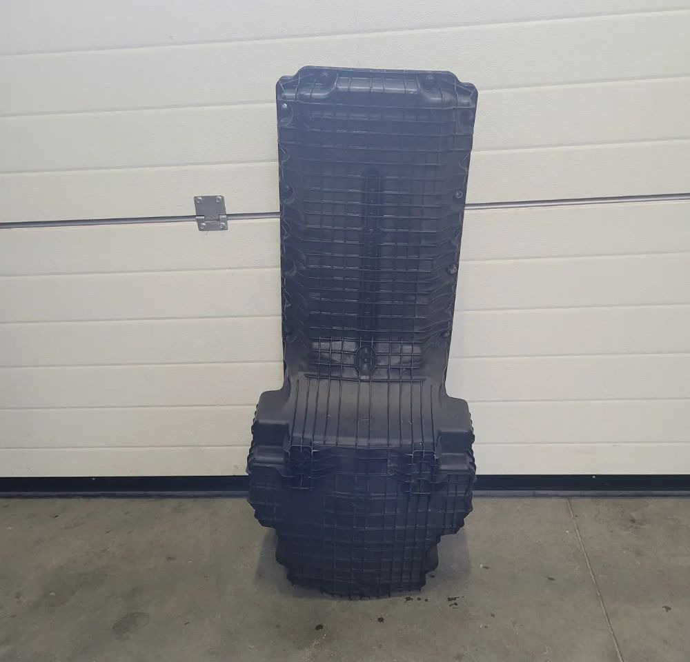 MISKA OLEJOWA MERCEDES ACTROS MP4 A470 010 34 13 - Cárter de óleo de Caminhão: foto 1 MISKA OLEJOWA MERCEDES ACTROS MP4 A470 010 34 13 - Cárter de óleo de Caminhão: foto 1