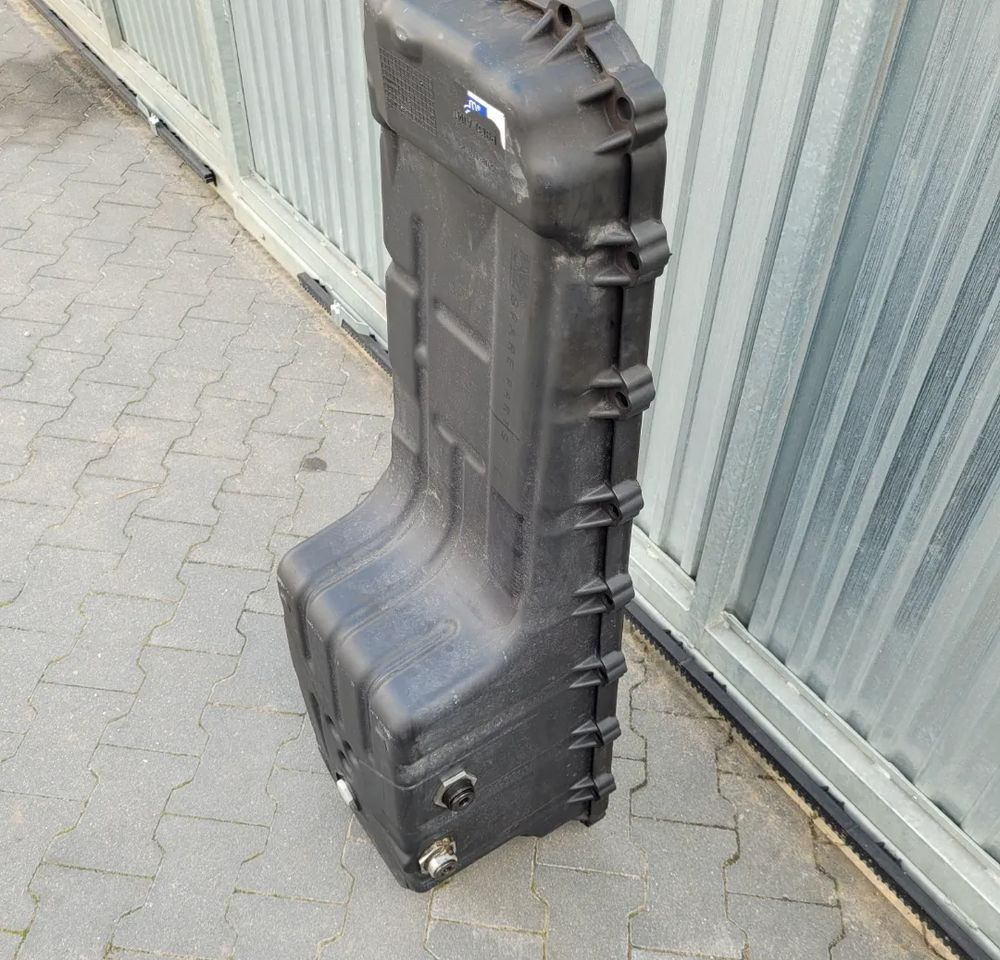 MISKA OLEJOWA RENAULT GAMA VOLVO FH 13 LITRÓW - Cárter de óleo de Caminhão: foto 3 MISKA OLEJOWA RENAULT GAMA VOLVO FH 13 LITRÓW - Cárter de óleo de Caminhão: foto 3