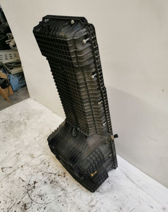 MISKA OLEJU MERCEDES ACTROS MP4 A4730101013/002 - Cárter de óleo de Caminhão: foto 3 MISKA OLEJU MERCEDES ACTROS MP4 A4730101013/002 - Cárter de óleo de Caminhão: foto 3