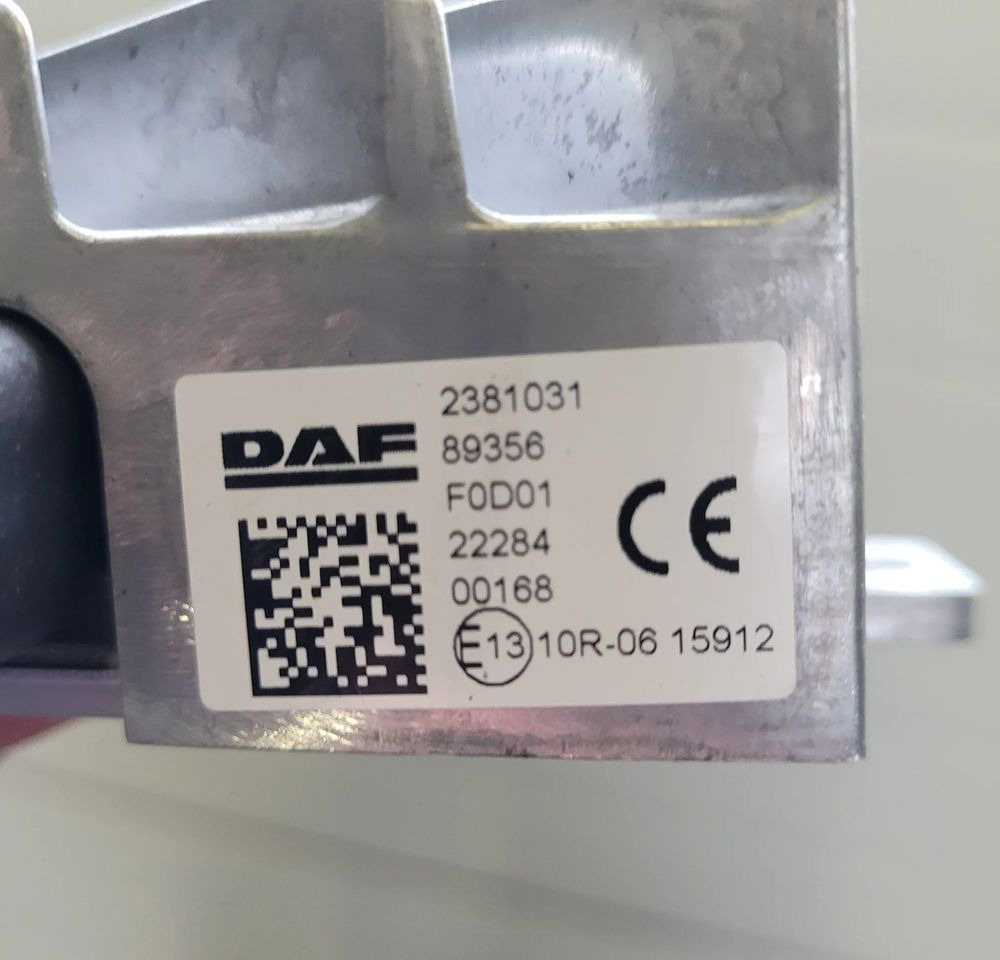 MODUL KOMPUTER DAF XF 2381031 - Centralina electrónica de Caminhão: foto 2 MODUL KOMPUTER DAF XF 2381031 - Centralina electrónica de Caminhão: foto 2