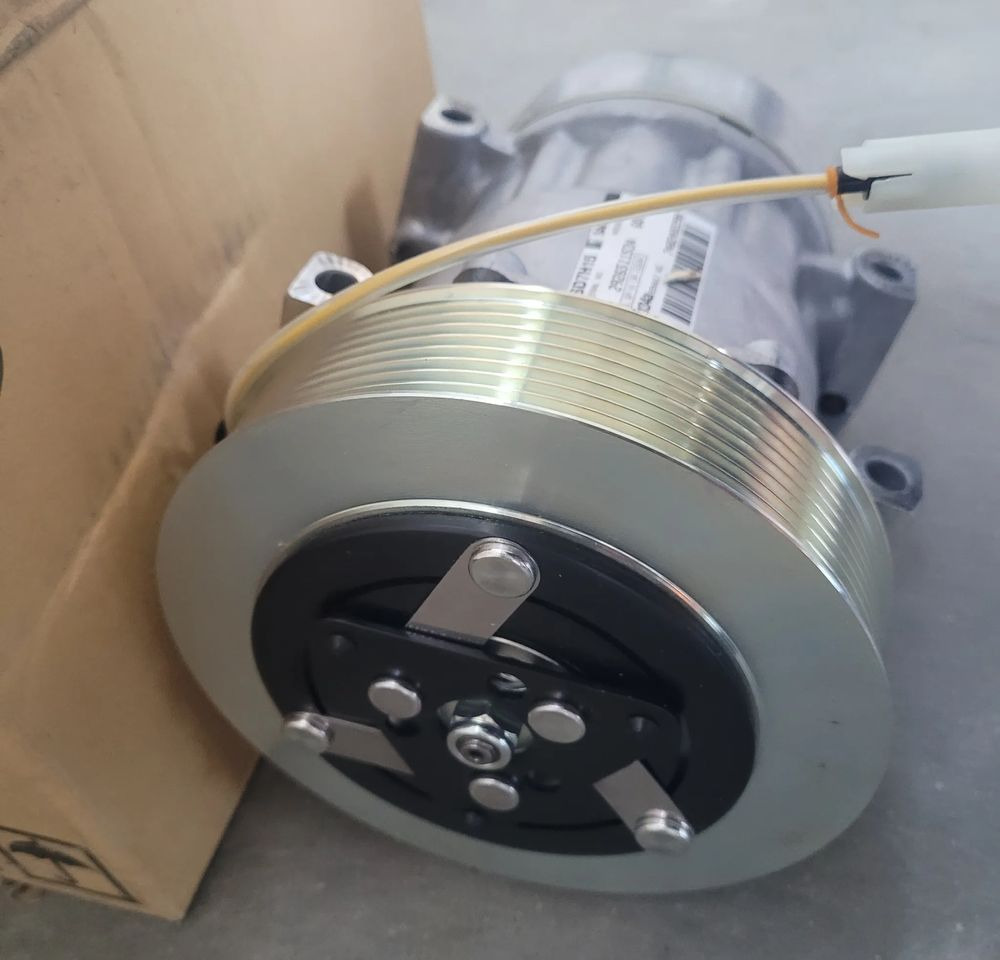 POMPA KLIMATYZACJI RENAULT RANGE T GAMA ORYGINAŁ NOWA CHWALIM116 7482492298 - Peça de ar condicionado de Caminhão: foto 4 POMPA KLIMATYZACJI RENAULT RANGE T GAMA ORYGINAŁ NOWA CHWALIM116 7482492298 - Peça de ar condicionado de Caminhão: foto 4