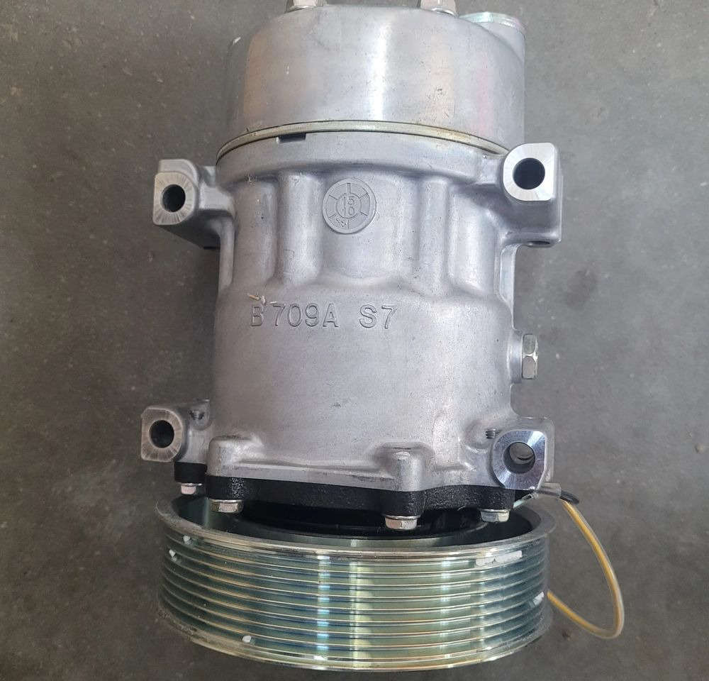 POMPA KLIMATYZACJI RENAULT RANGE T GAMA ORYGINAŁ NOWA CHWALIM116 7482492298 - Peça de ar condicionado de Caminhão: foto 2 POMPA KLIMATYZACJI RENAULT RANGE T GAMA ORYGINAŁ NOWA CHWALIM116 7482492298 - Peça de ar condicionado de Caminhão: foto 2