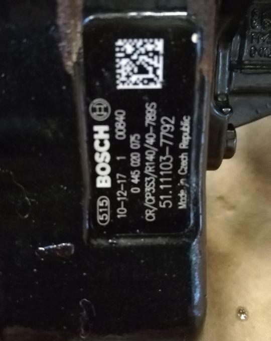 POMPA WTRYSKOWA PALIWA MAN TGX tgs 51.11103-7792 - Bomba de combustivel de Caminhão: foto 2 POMPA WTRYSKOWA PALIWA MAN TGX tgs 51.11103-7792 - Bomba de combustivel de Caminhão: foto 2