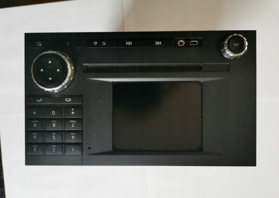RADIO MERCEDES ACTROS MP4 A 000 446 66 62 - Painel de instrumentos de Caminhão: foto 1 RADIO MERCEDES ACTROS MP4 A 000 446 66 62 - Painel de instrumentos de Caminhão: foto 1