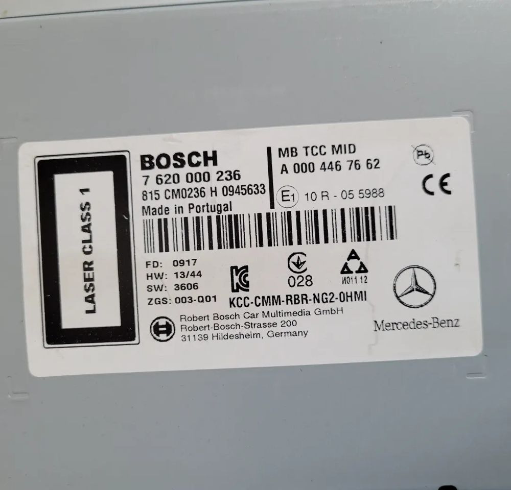RADIO MERCEDES ACTROS MP4 A0004467662 - Painel de instrumentos de Caminhão: foto 2 RADIO MERCEDES ACTROS MP4 A0004467662 - Painel de instrumentos de Caminhão: foto 2