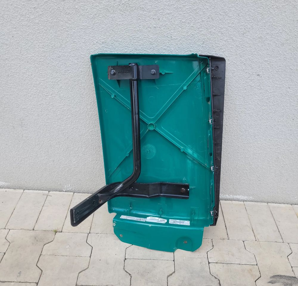 SPOJLER KOSA VOLVO FH4 LIFT ORYGINAŁ RH 84164362 - Aerodinâmica/ Aerofólio de Caminhão: foto 2 SPOJLER KOSA VOLVO FH4 LIFT ORYGINAŁ RH 84164362 - Aerodinâmica/ Aerofólio de Caminhão: foto 2