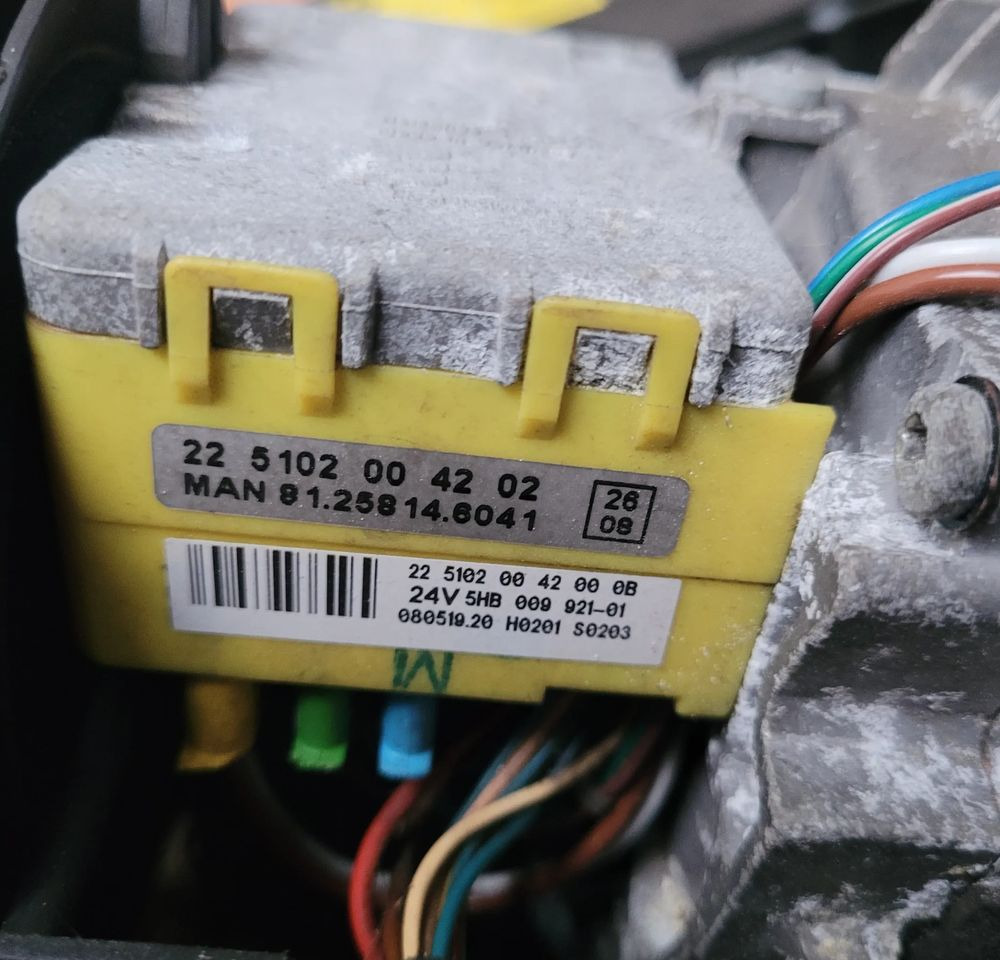 STEROWNIK WEBASTO MAN 81.25814.6041 - Centralina electrónica de Caminhão: foto 1 STEROWNIK WEBASTO MAN 81.25814.6041 - Centralina electrónica de Caminhão: foto 1