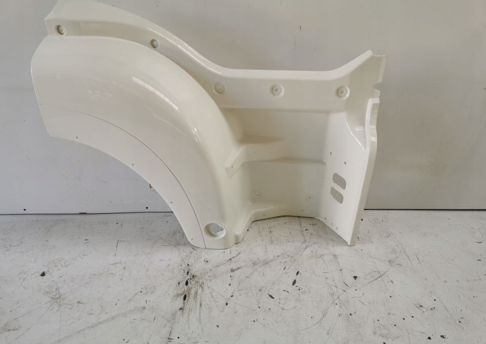 STOPNICA WŁAZ MAN TGS EURO6 RH. ORYGINAŁ - Estribo de Caminhão: foto 1 STOPNICA WŁAZ MAN TGS EURO6 RH. ORYGINAŁ - Estribo de Caminhão: foto 1