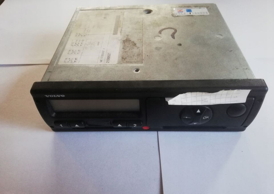 TACHOGRAF VOLVO FH 21089527 1.2a - Tacógrafo de Caminhão: foto 1 TACHOGRAF VOLVO FH 21089527 1.2a - Tacógrafo de Caminhão: foto 1