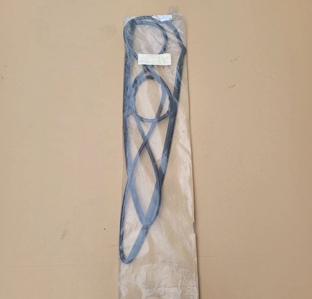 USZCZELKA NOWA ORYGINAŁ SPRINTER A9066710020 - Vidro e peças de Veículo comercial: foto 1 USZCZELKA NOWA ORYGINAŁ SPRINTER A9066710020 - Vidro e peças de Veículo comercial: foto 1