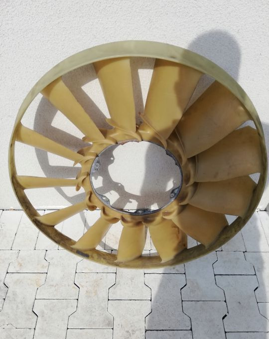 WENTYLATOR MERCEDES ACTROS MP4 A 4712050606-004 - Ventilador de Caminhão: foto 1 WENTYLATOR MERCEDES ACTROS MP4 A 4712050606-004 - Ventilador de Caminhão: foto 1