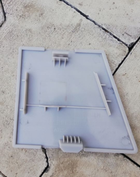 ZAŚLEPKA ZDERZAKA IVECO EUROCARGO WYSOKI ZDERZAK - Para-choque de Caminhão: foto 2 ZAŚLEPKA ZDERZAKA IVECO EUROCARGO WYSOKI ZDERZAK - Para-choque de Caminhão: foto 2