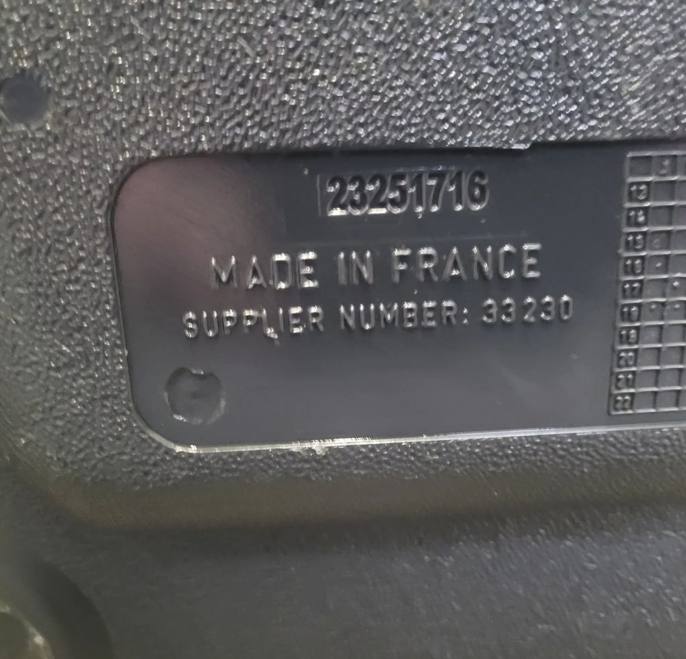 ZBIORNIK AD BULE VOLVO FH4 LOW DECK OM 23251717 CHWALIM116 - Tanque para AdBlue de Caminhão: foto 3 ZBIORNIK AD BULE VOLVO FH4 LOW DECK OM 23251717 CHWALIM116 - Tanque para AdBlue de Caminhão: foto 3