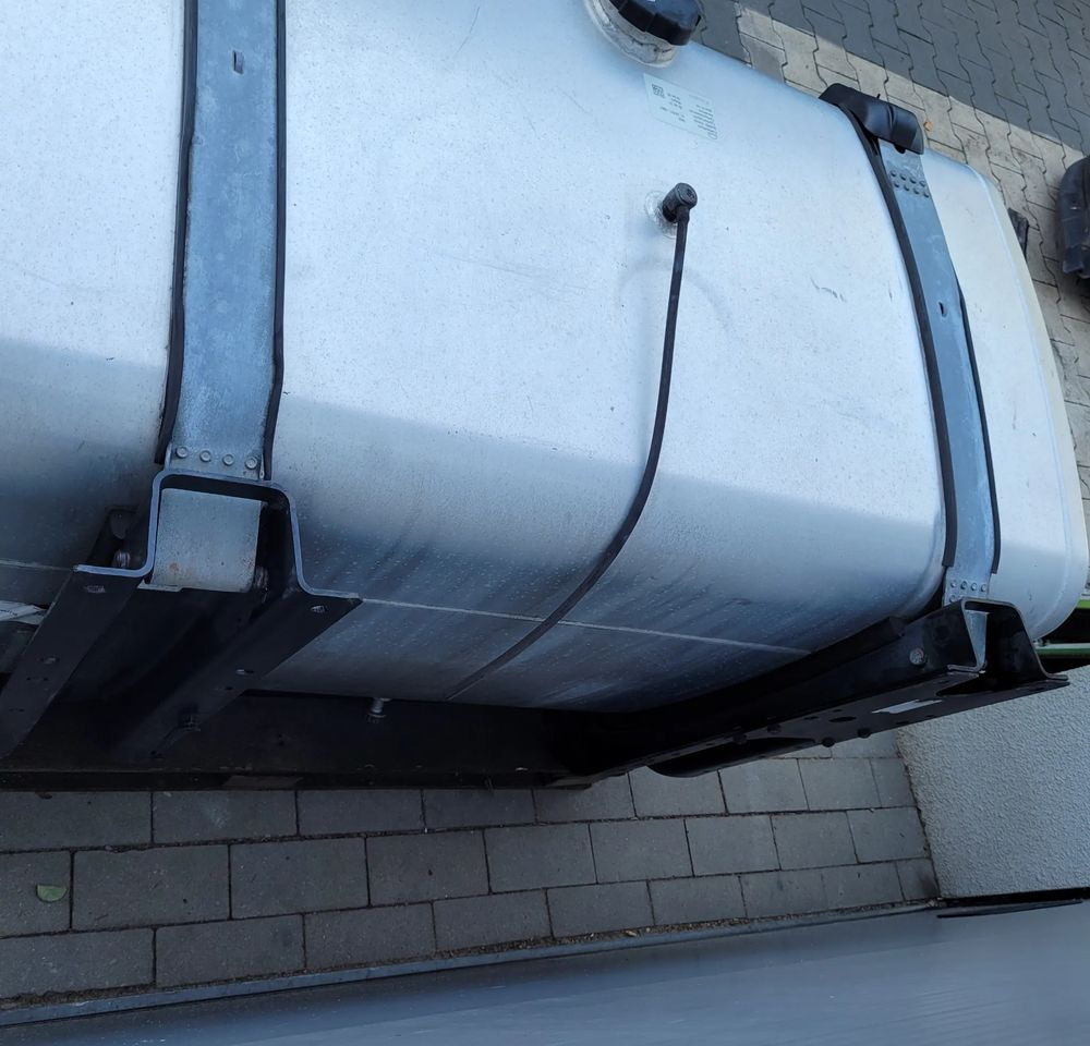 ZBIORNIK PALIWA MAN TGX 580 LIFT 81.12201-5967 CHWALIM116 - Tanque de combustível de Caminhão: foto 4 ZBIORNIK PALIWA MAN TGX 580 LIFT 81.12201-5967 CHWALIM116 - Tanque de combustível de Caminhão: foto 4