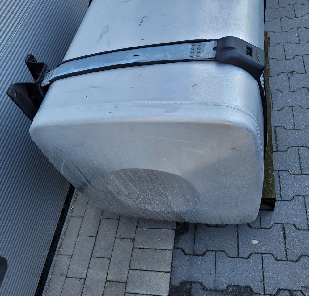 ZBIORNIK PALIWA MAN TGX 580 LIFT 81.12201-5967 CHWALIM116 - Tanque de combustível de Caminhão: foto 3 ZBIORNIK PALIWA MAN TGX 580 LIFT 81.12201-5967 CHWALIM116 - Tanque de combustível de Caminhão: foto 3