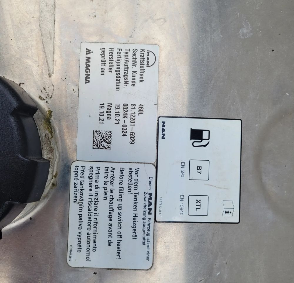 ZBIORNIK PALIWA MAN TGX TG3 81.12201-6929 460L CHWALIM116 - Tanque de combustível de Caminhão: foto 4 ZBIORNIK PALIWA MAN TGX TG3 81.12201-6929 460L CHWALIM116 - Tanque de combustível de Caminhão: foto 4