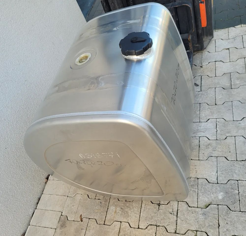 ZBIORNIK PALIWA VOLVO FH RENAULT 22063854 285L - Tanque de combustível de Caminhão: foto 3 ZBIORNIK PALIWA VOLVO FH RENAULT 22063854 285L - Tanque de combustível de Caminhão: foto 3