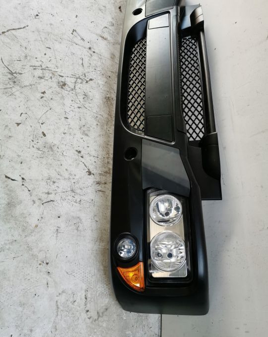 ZDERZAK IVECO EUROCARGO ORYGNIAŁ - Para-choque de Caminhão: foto 2 ZDERZAK IVECO EUROCARGO ORYGNIAŁ - Para-choque de Caminhão: foto 2