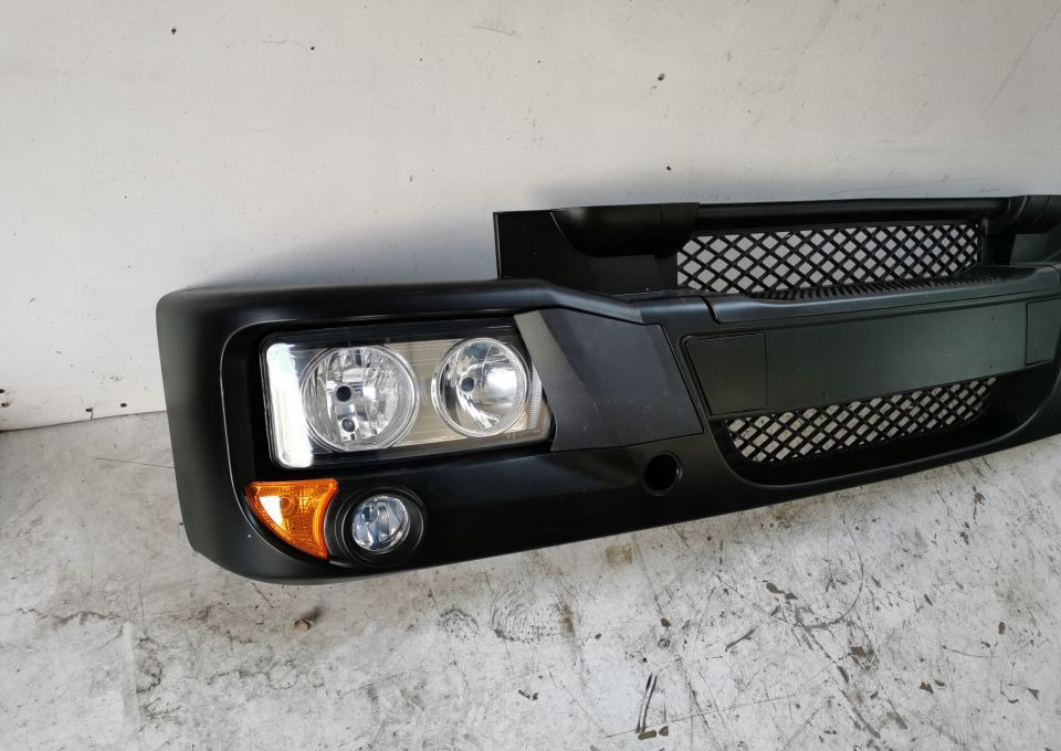 ZDERZAK IVECO EUROCARGO ORYGNIAŁ - Para-choque de Caminhão: foto 3 ZDERZAK IVECO EUROCARGO ORYGNIAŁ - Para-choque de Caminhão: foto 3