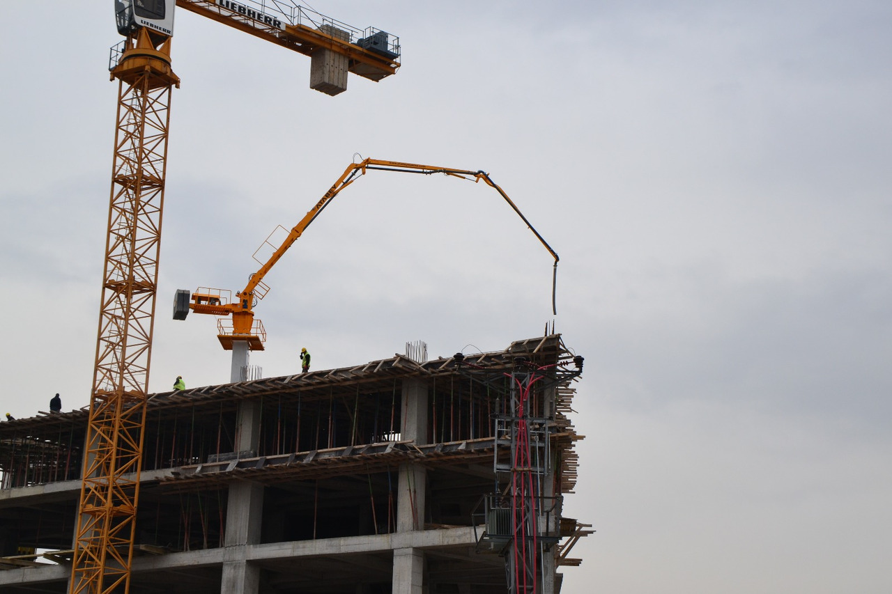 ATABEY M24 - Bomba de betão estacionária: foto 3 ATABEY M24 - Bomba de betão estacionária: foto 3