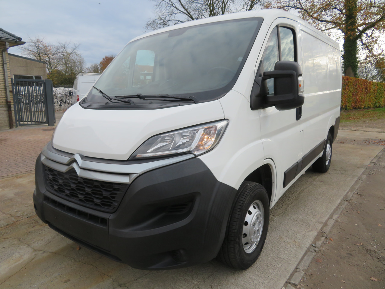 Citroën Jumper 2.2 BlueHDi - L1H1 - Furgão compacto: foto 3 Citroën Jumper 2.2 BlueHDi - L1H1 - Furgão compacto: foto 3