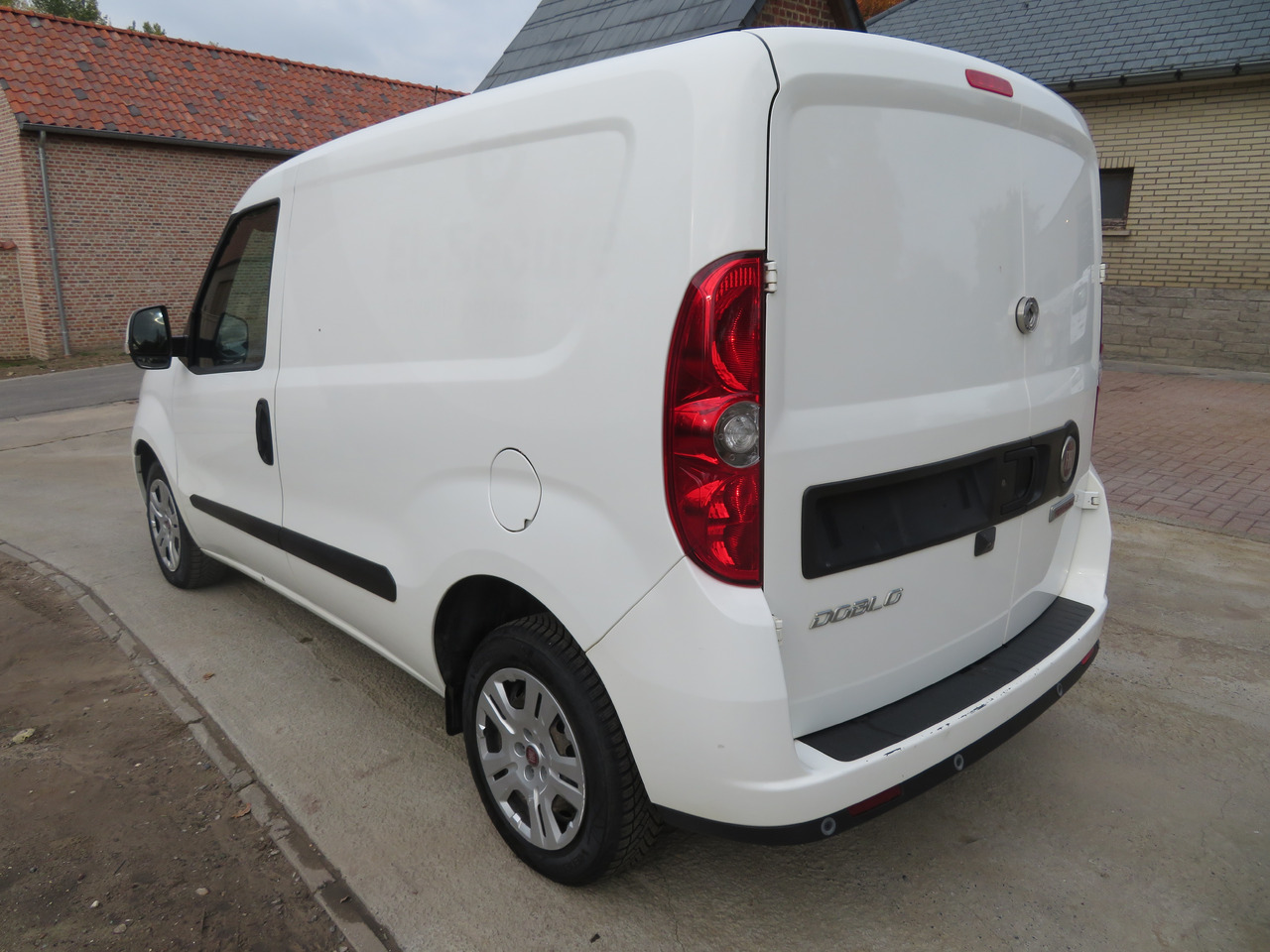 Fiat Doblo Cargo 1.6 Multijet - Furgão compacto: foto 5 Fiat Doblo Cargo 1.6 Multijet - Furgão compacto: foto 5
