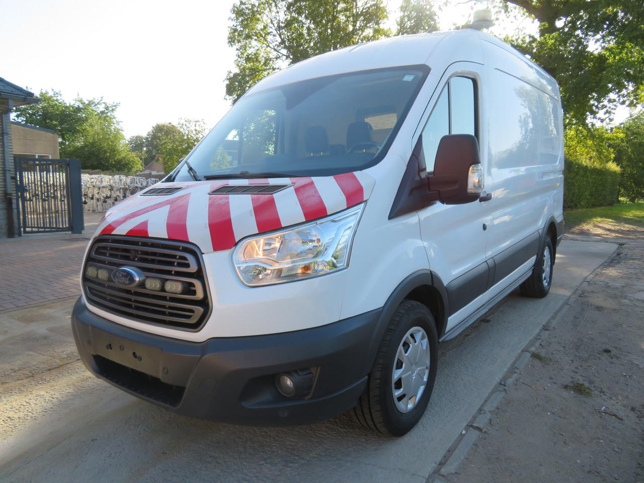 Ford Transit 2.0TDCi - Furgão: foto 3 Ford Transit 2.0TDCi - Furgão: foto 3
