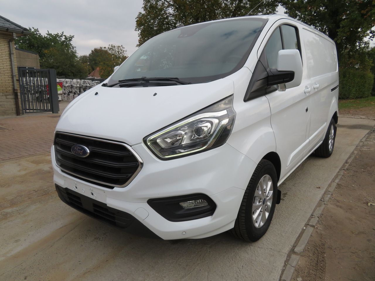 Ford Transit Custom 2.0tdci - Furgão compacto: foto 3 Ford Transit Custom 2.0tdci - Furgão compacto: foto 3