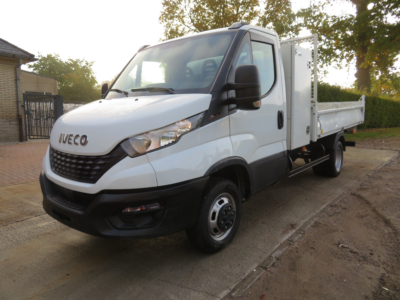 Iveco Daily 35C16 3.0 - L3 - Kipper - Furgão basculante: foto 3 Iveco Daily 35C16 3.0 - L3 - Kipper - Furgão basculante: foto 3
