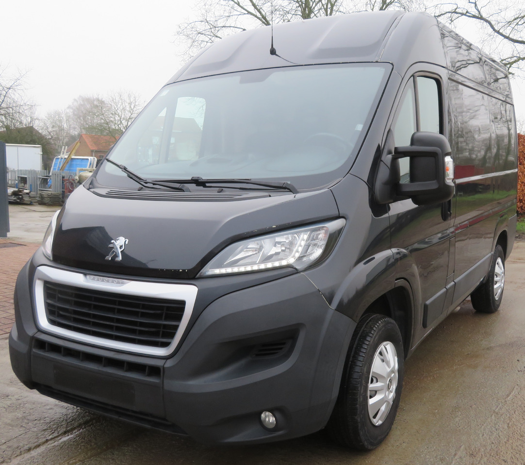 Peugeot Boxer 2.0blue HDI - Furgão compacto: foto 3 Peugeot Boxer 2.0blue HDI - Furgão compacto: foto 3
