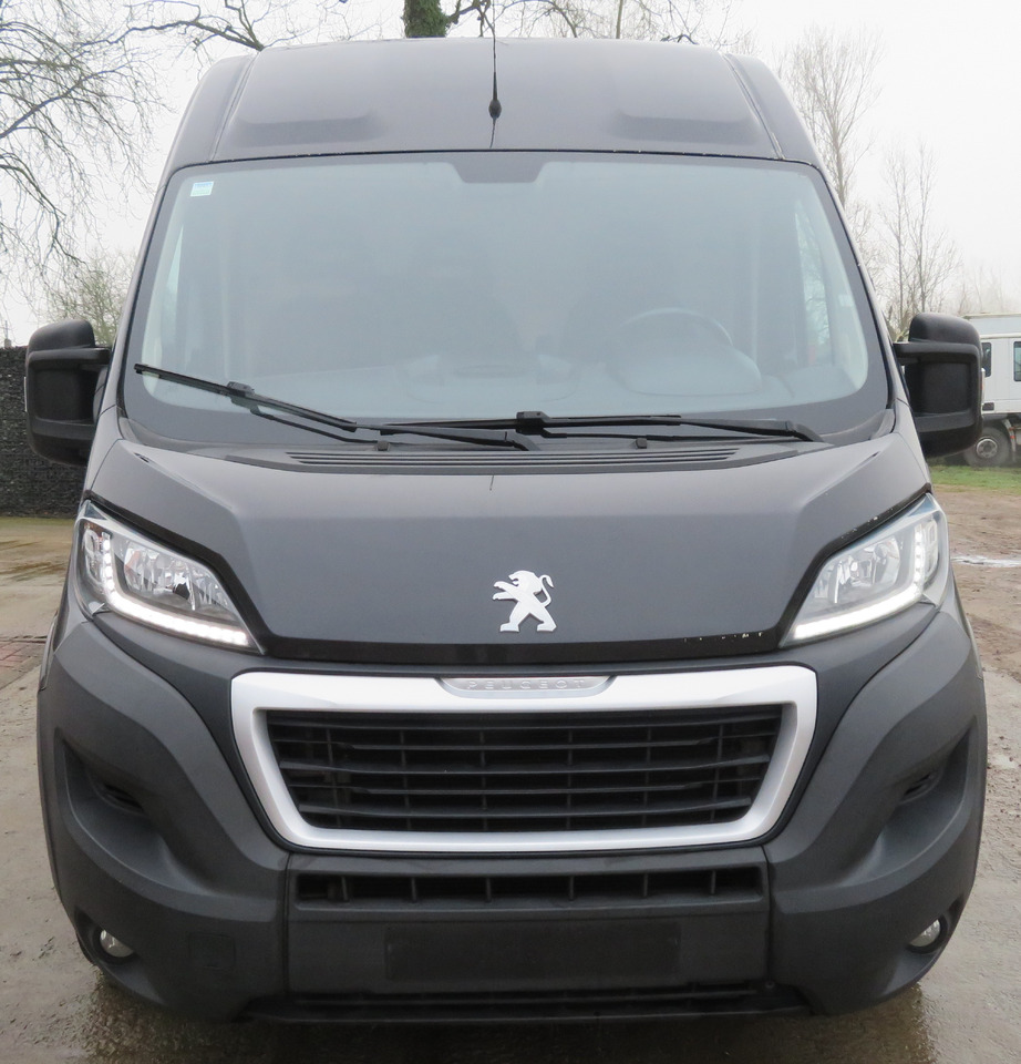 Peugeot Boxer 2.0blue HDI - Furgão compacto: foto 2 Peugeot Boxer 2.0blue HDI - Furgão compacto: foto 2