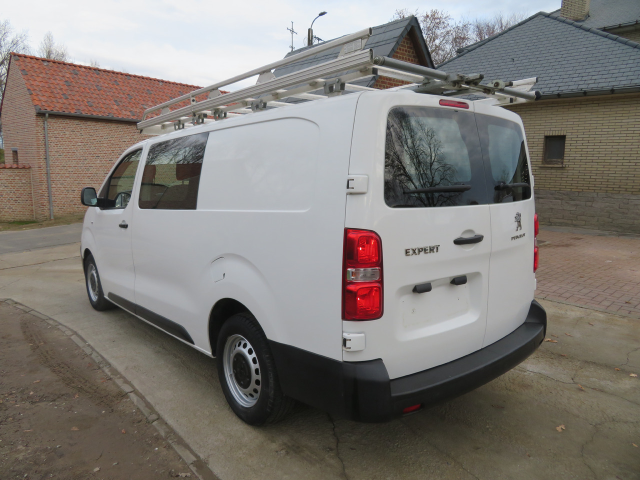 Peugeot Expert 2.0 BlueHDi - L3 - dubbel cabine - Furgão, Carrinha cabine dupla: foto 5 Peugeot Expert 2.0 BlueHDi - L3 - dubbel cabine - Furgão, Carrinha cabine dupla: foto 5