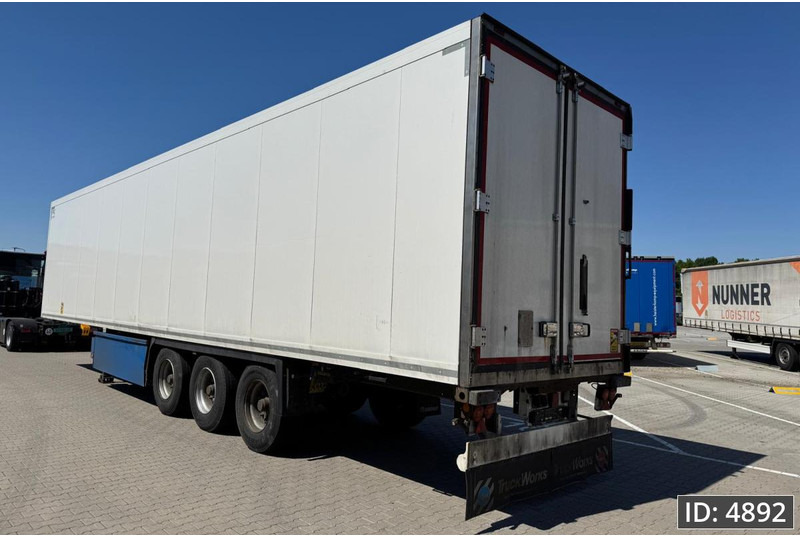 Krone SD / Carrier Vector 1550 / Palletbox / BPW Drum - Semireboque frigorífico: foto 2 Krone SD / Carrier Vector 1550 / Palletbox / BPW Drum - Semireboque frigorífico: foto 2