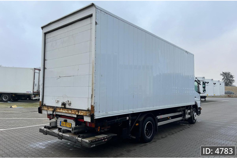 Mercedes-Benz Atego 1218 Day Cab, Euro 5, BDF / EPS automatic / standklima / DHOLLANDIA 2000KG - Caminhão transportador de contêineres/ Caixa móvel: foto 3 Mercedes-Benz Atego 1218 Day Cab, Euro 5, BDF / EPS automatic / standklima / DHOLLANDIA 2000KG - Caminhão transportador de contêineres/ Caixa móvel: foto 3
