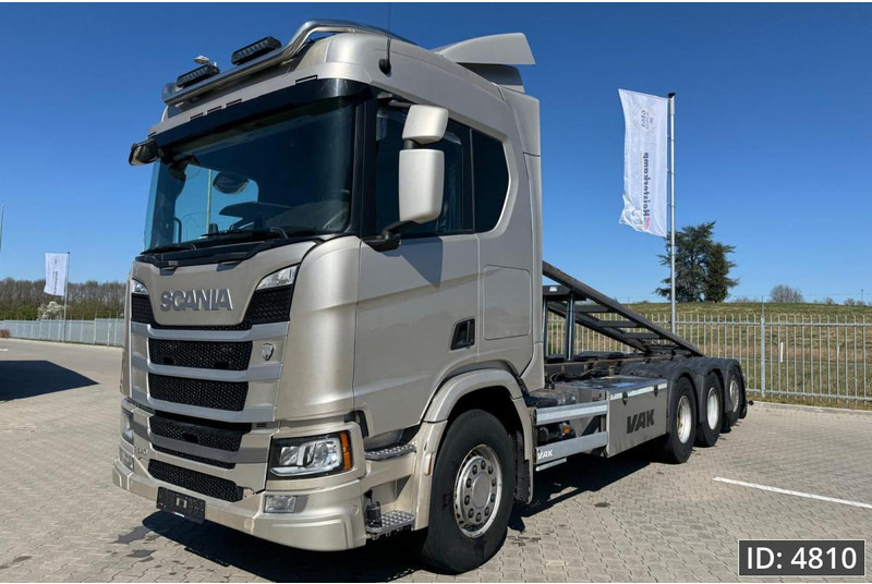 Scania R540 Topline, Euro 6, / 8x4 / BDF / Lift axle / frame 7.4 m - Caminhão transportador de contêineres/ Caixa móvel: foto 1 Scania R540 Topline, Euro 6, / 8x4 / BDF / Lift axle / frame 7.4 m - Caminhão transportador de contêineres/ Caixa móvel: foto 1